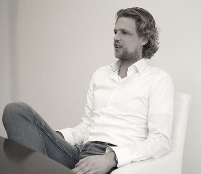 mr. Robert van 't Land