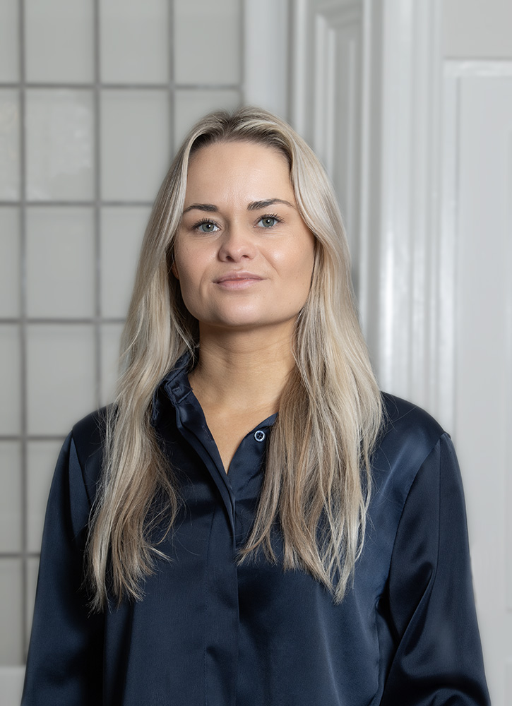mr. Eva van de Rakt