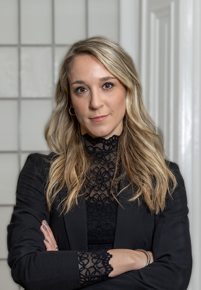 mr. Sanne van Minderhout